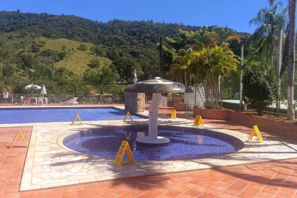 Lindo Flat Em Aguas De Lindoia Águas de Lindóia Exterior foto